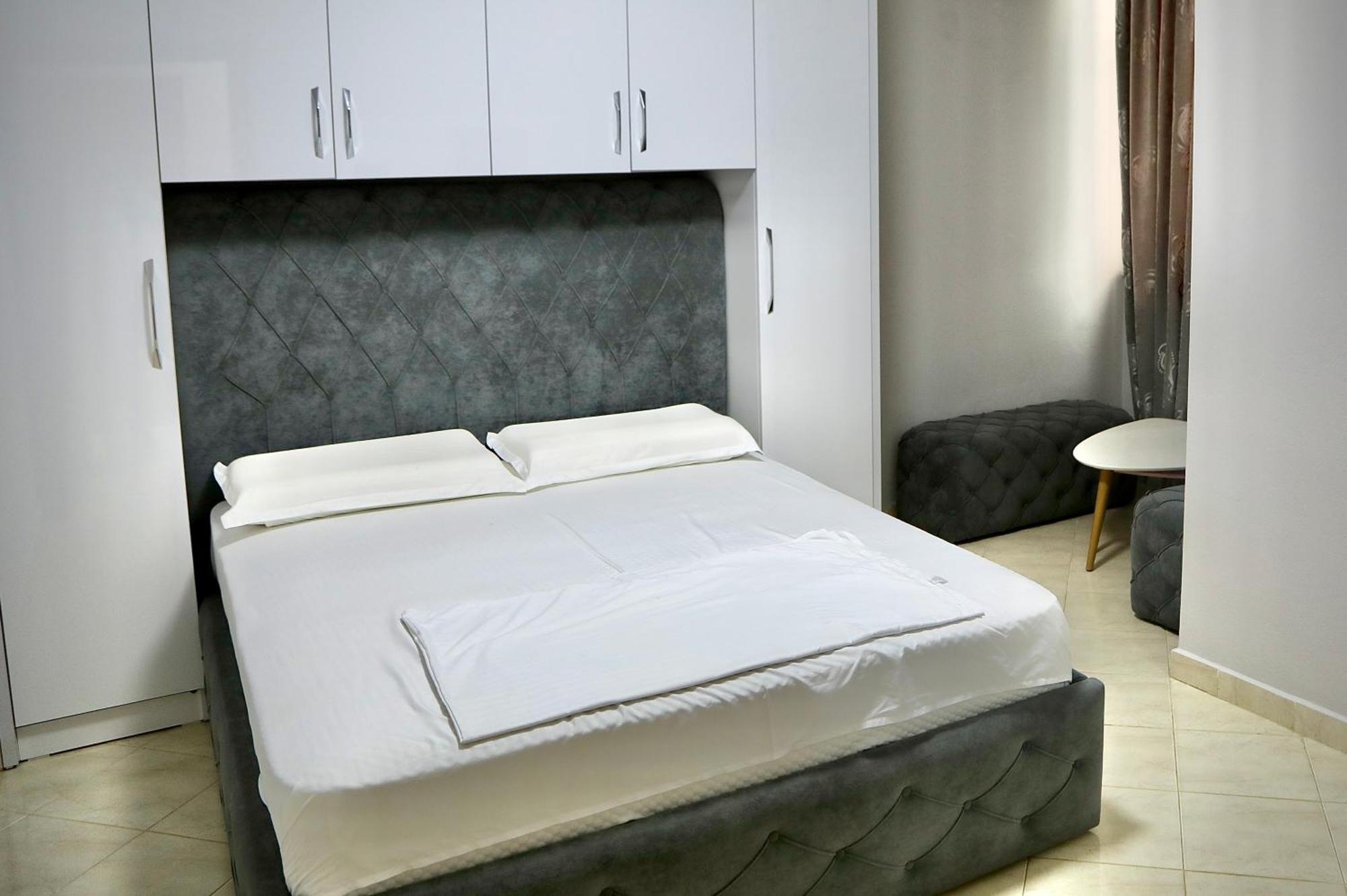 Sea View - The 2 *