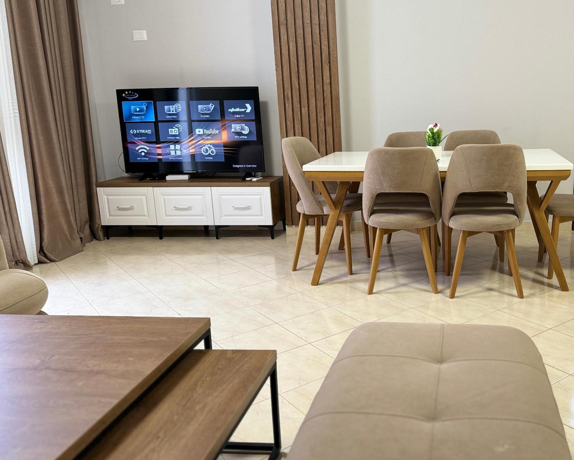 Sea View - The 2 * Golem (Tirana)